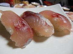 ツムブリ刺身と寿司 (22).jpg